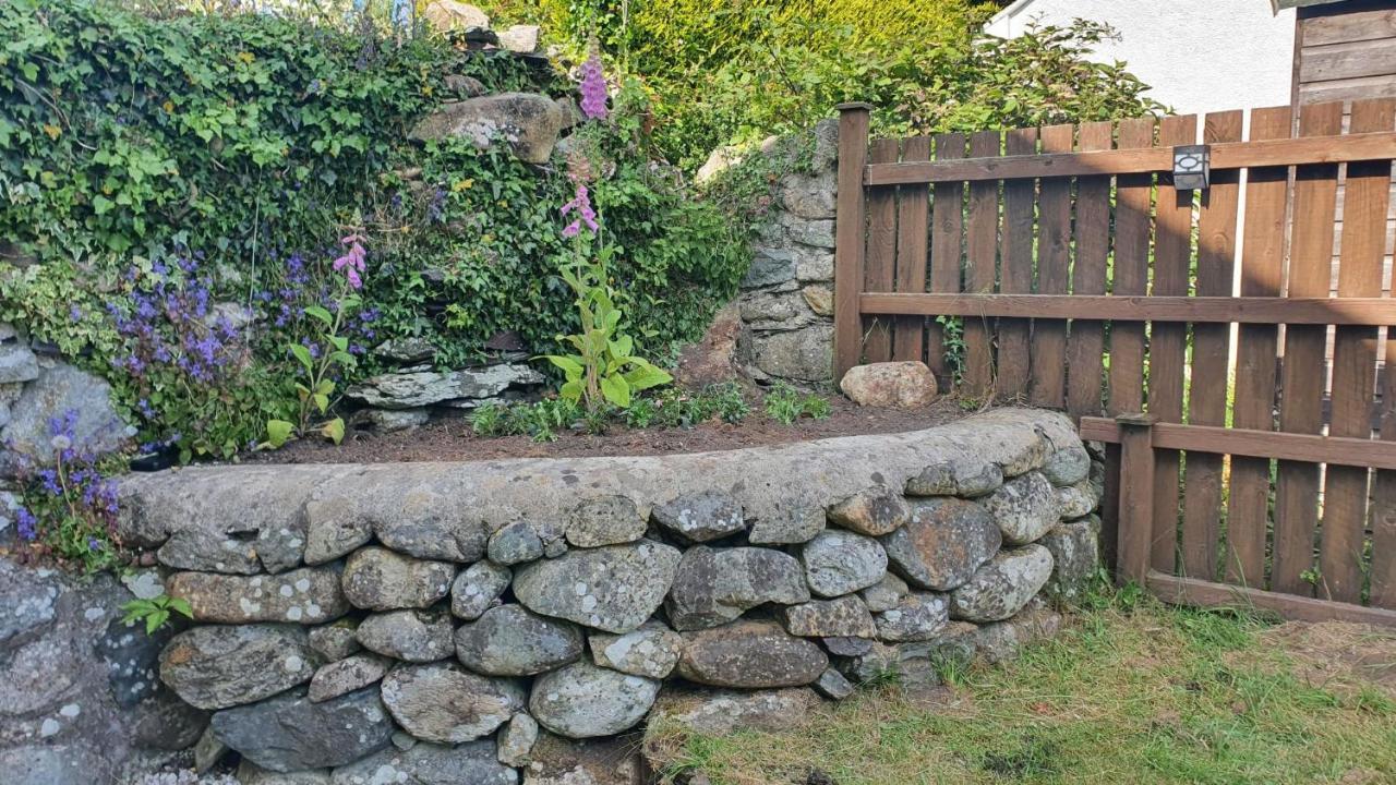 Green Cottage - Snowdonia Llanllechid Exterior photo